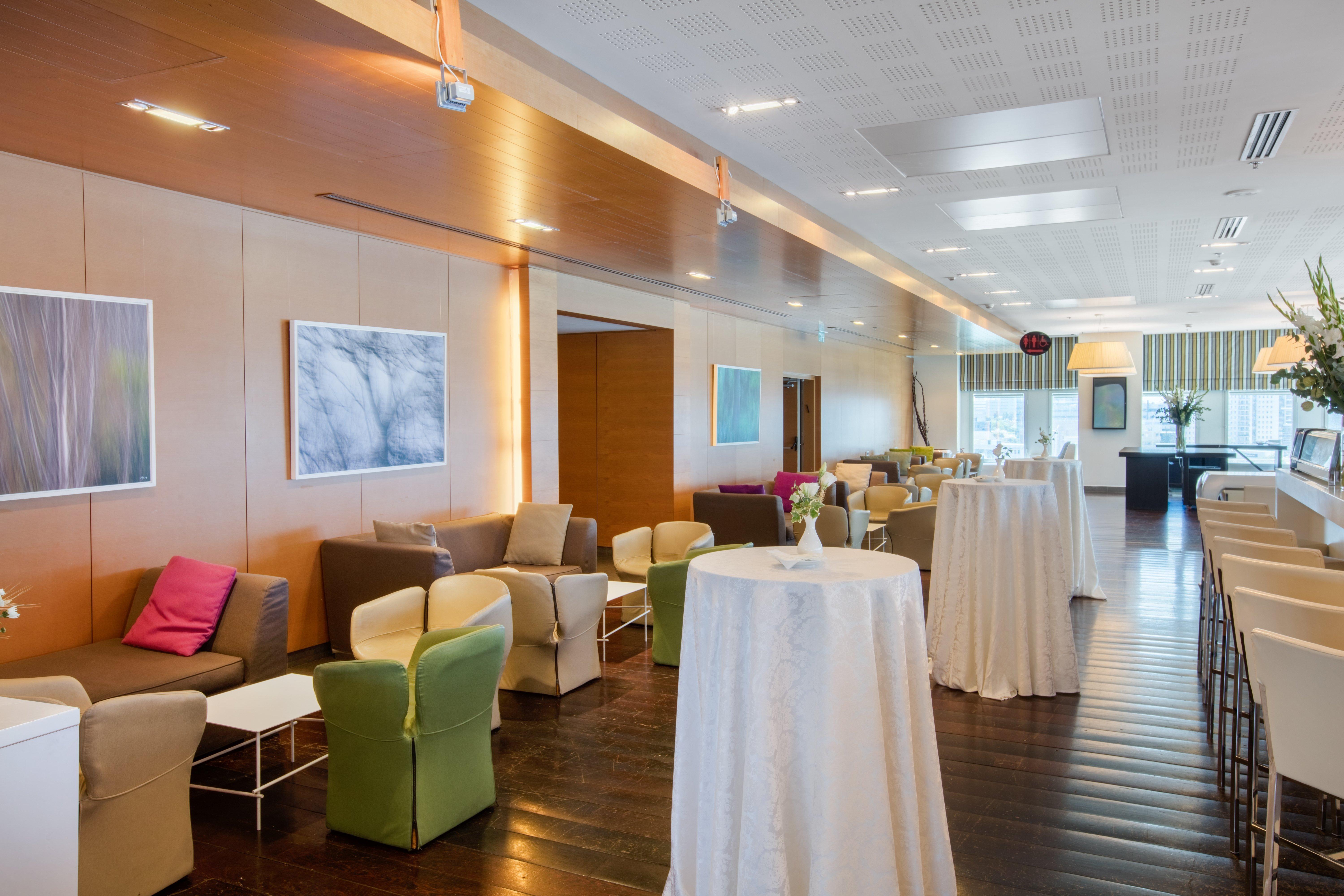 Crowne Plaza Tel Aviv City Center By Ihg Εξωτερικό φωτογραφία The lounge at the airport