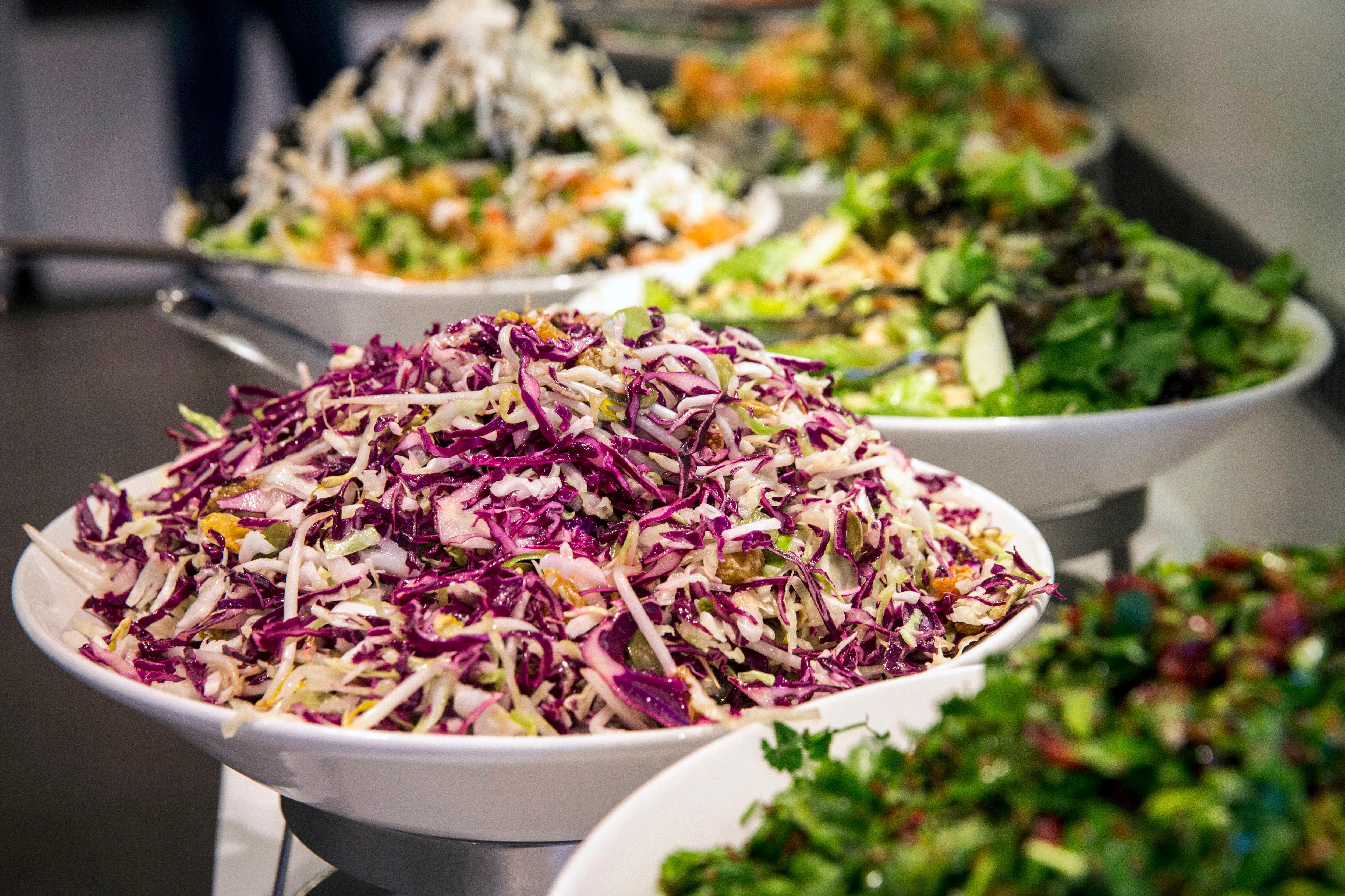 Crowne Plaza Tel Aviv City Center By Ihg Εξωτερικό φωτογραφία A salad of red cabbage