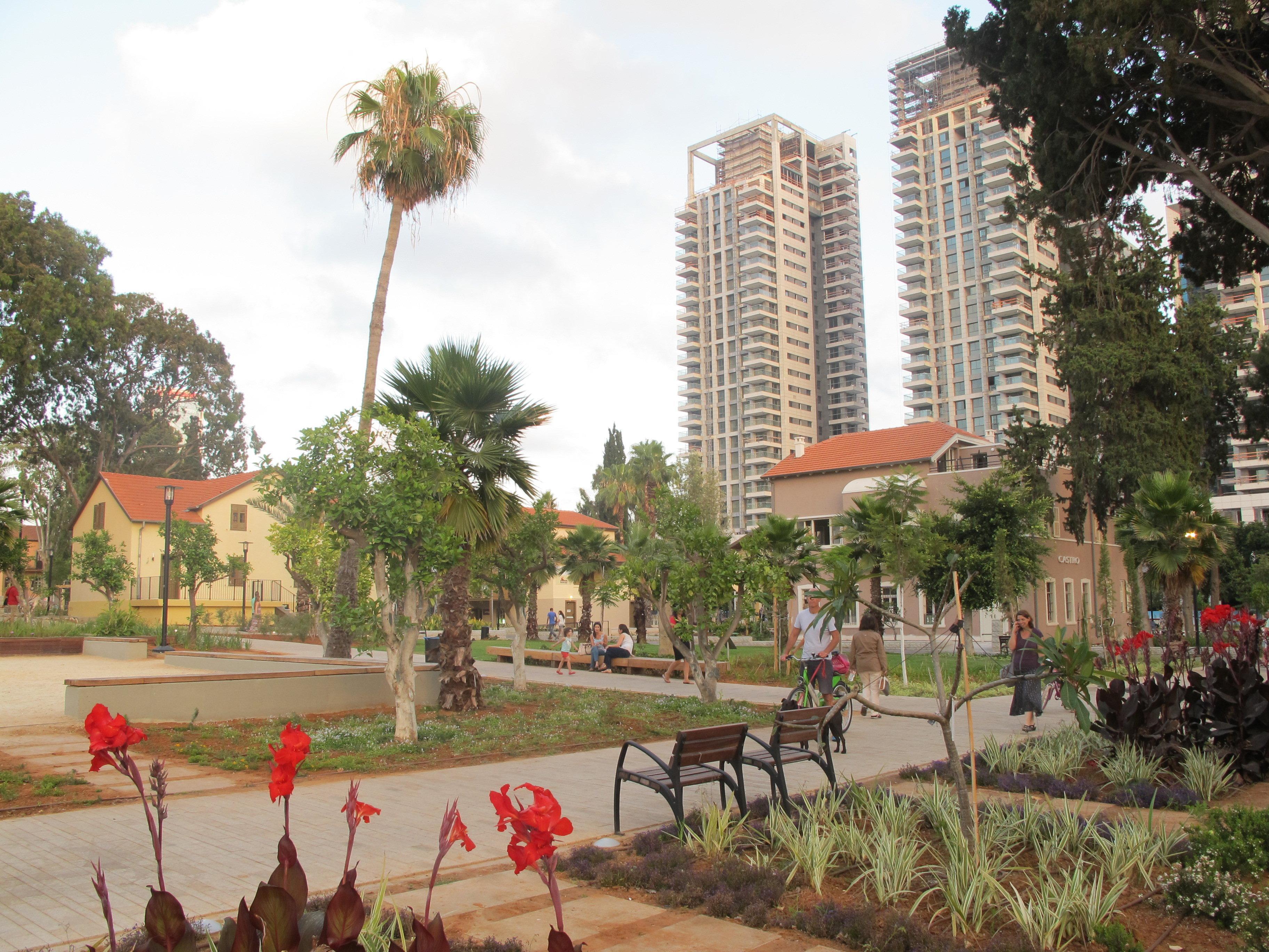 Crowne Plaza Tel Aviv City Center By Ihg Εξωτερικό φωτογραφία Park in Kiryat Jamir