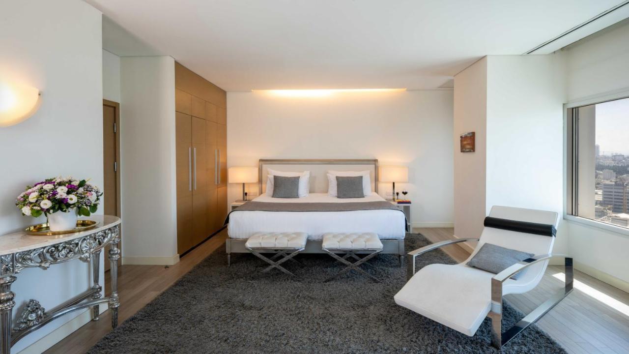Crowne Plaza Tel Aviv City Center By Ihg Εξωτερικό φωτογραφία A bedroom at the hotel